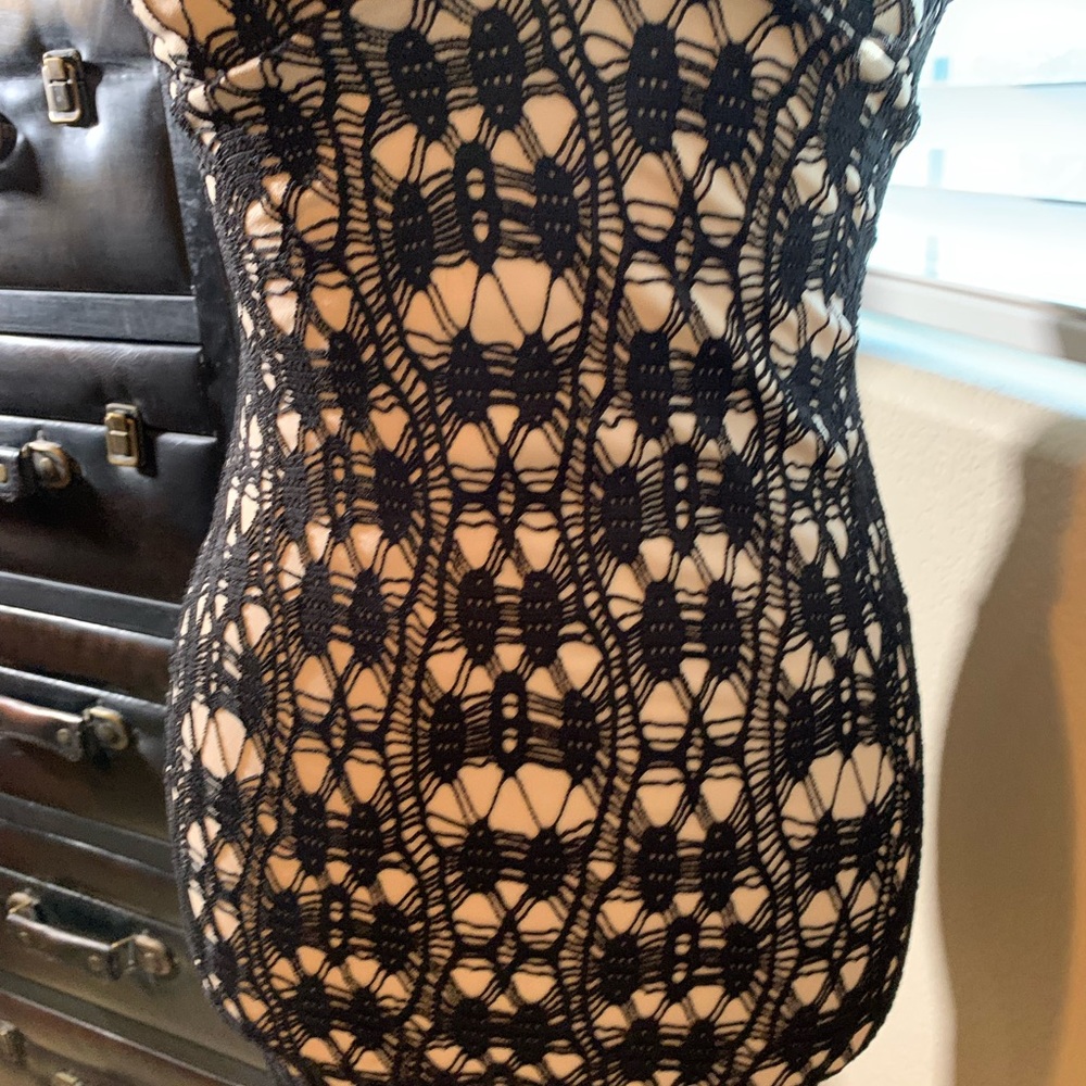 Mini Dress small size - Picture 7 of 9